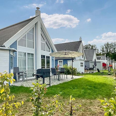 2 Bedroom Beautiful Home In Zerpenschleuse Bagian luar foto