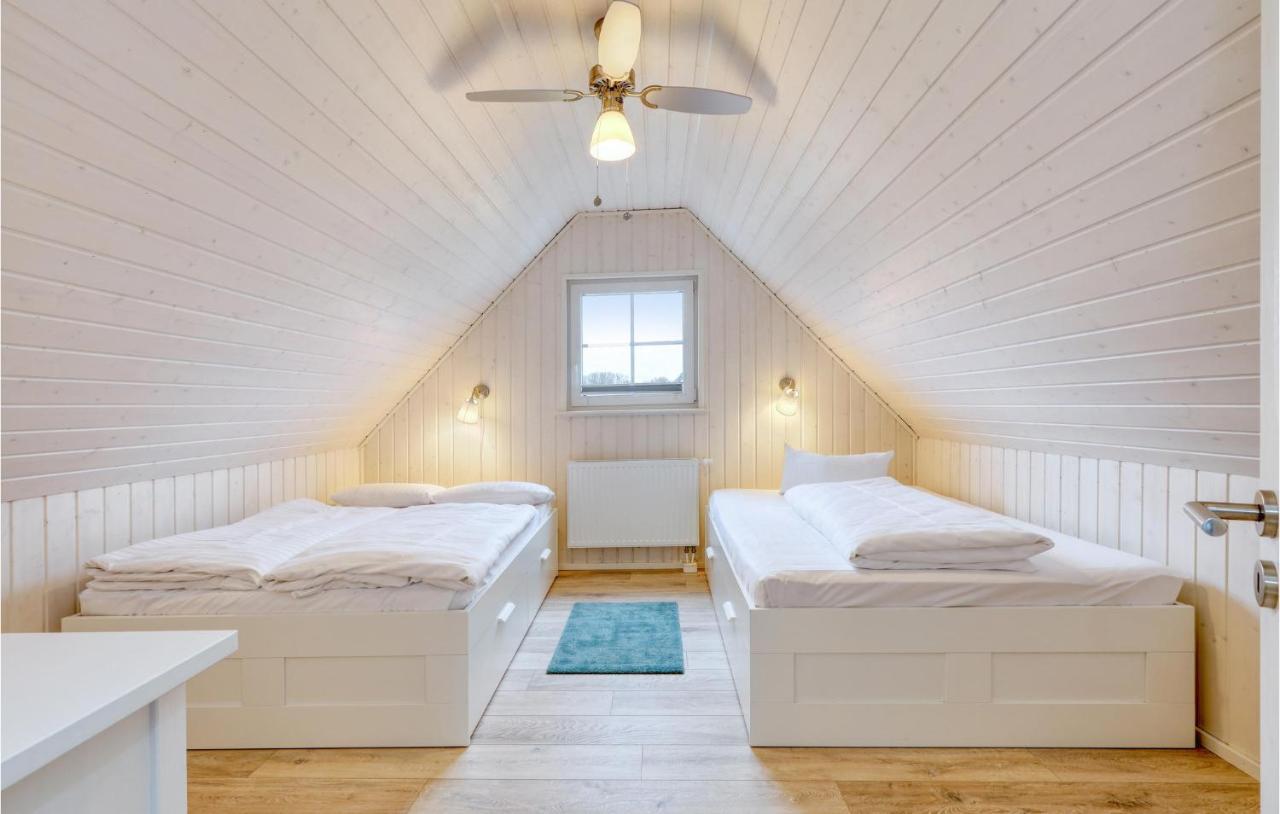 2 Bedroom Beautiful Home In Zerpenschleuse Bagian luar foto