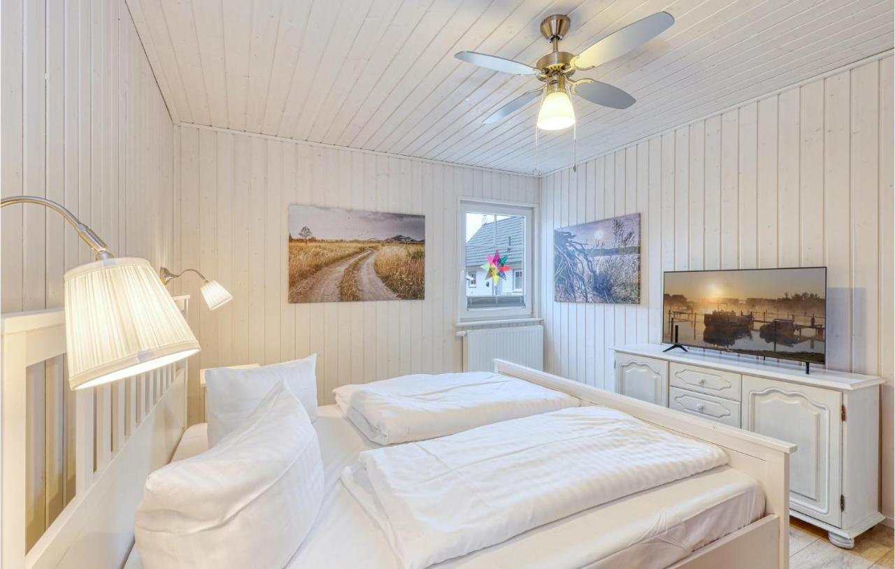 2 Bedroom Beautiful Home In Zerpenschleuse Bagian luar foto