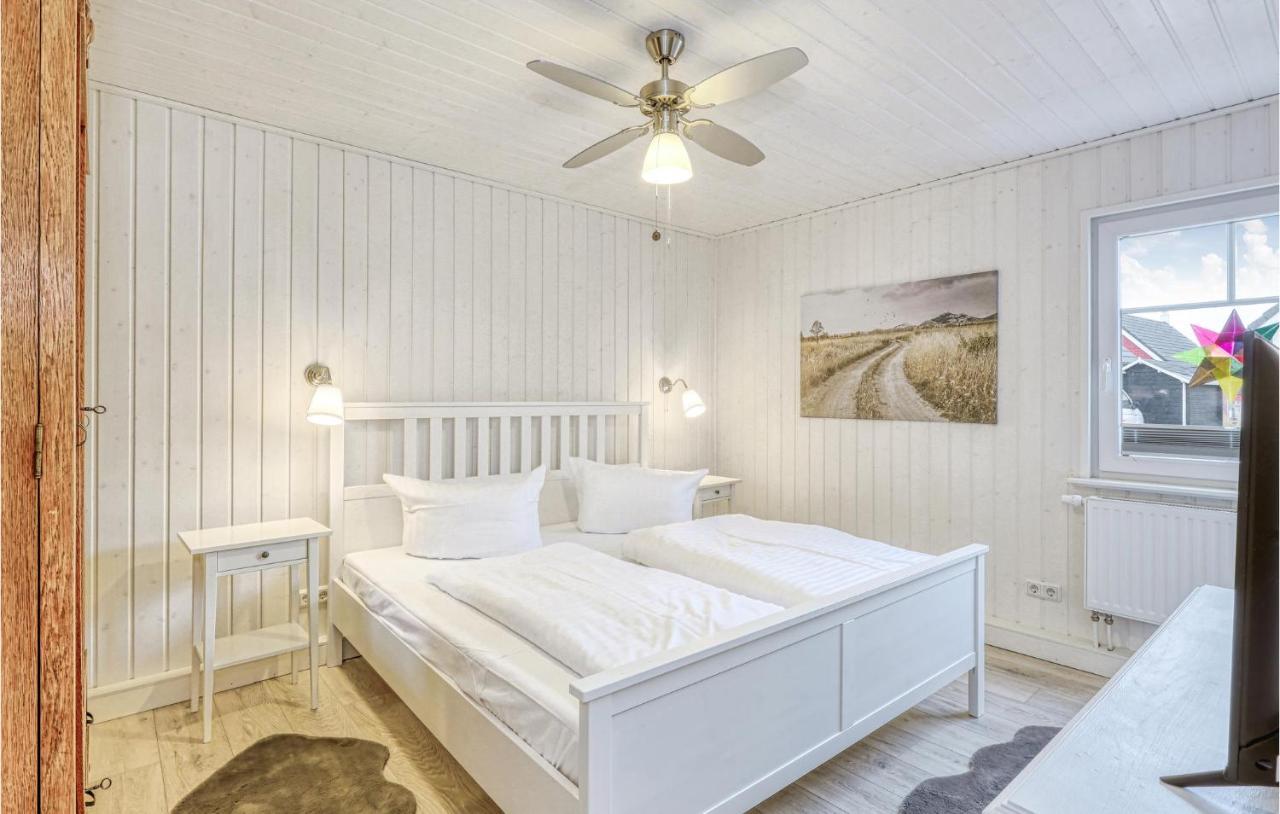 2 Bedroom Beautiful Home In Zerpenschleuse Bagian luar foto