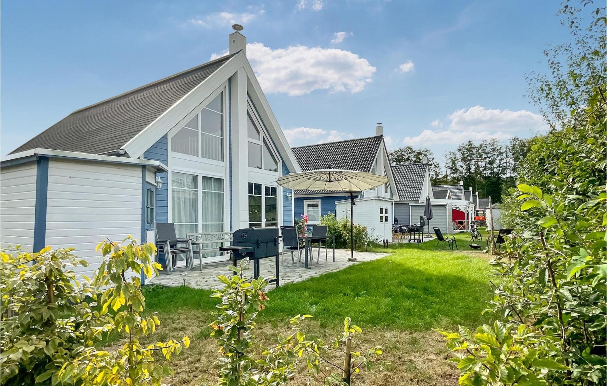 2 Bedroom Beautiful Home In Zerpenschleuse Bagian luar foto